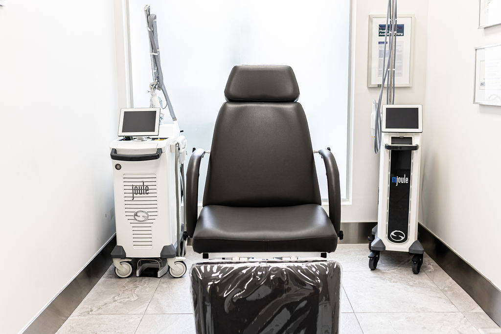 Sciton laser treatment room at Distinct Medical Aesthetics in Oakville